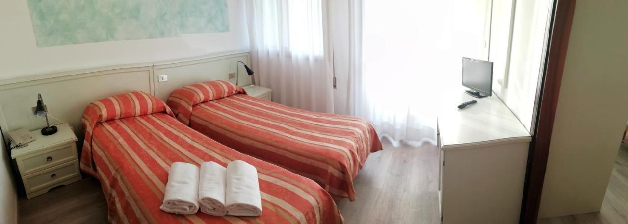 Hotel Kristall San Donà di Piave Eksteriør bilde