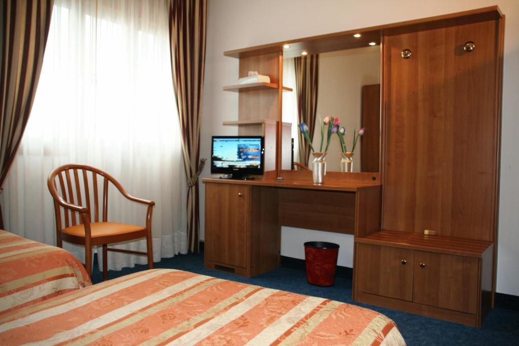 Hotel Kristall San Donà di Piave Rom bilde